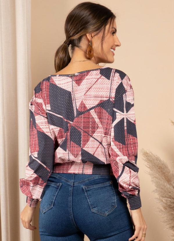 Quintess - Blusa Geométrico Rosado Mangas Longas 2
