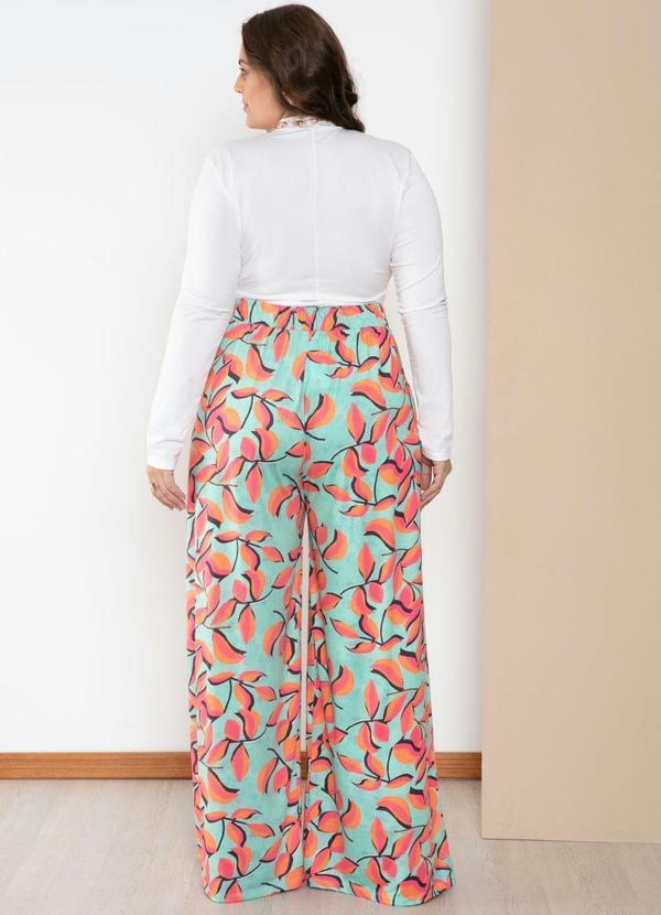 Quintess - Blusa Gola Alta Mangas Longas Branca 11