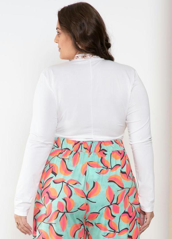 Quintess - Blusa Gola Alta Mangas Longas Branca 9