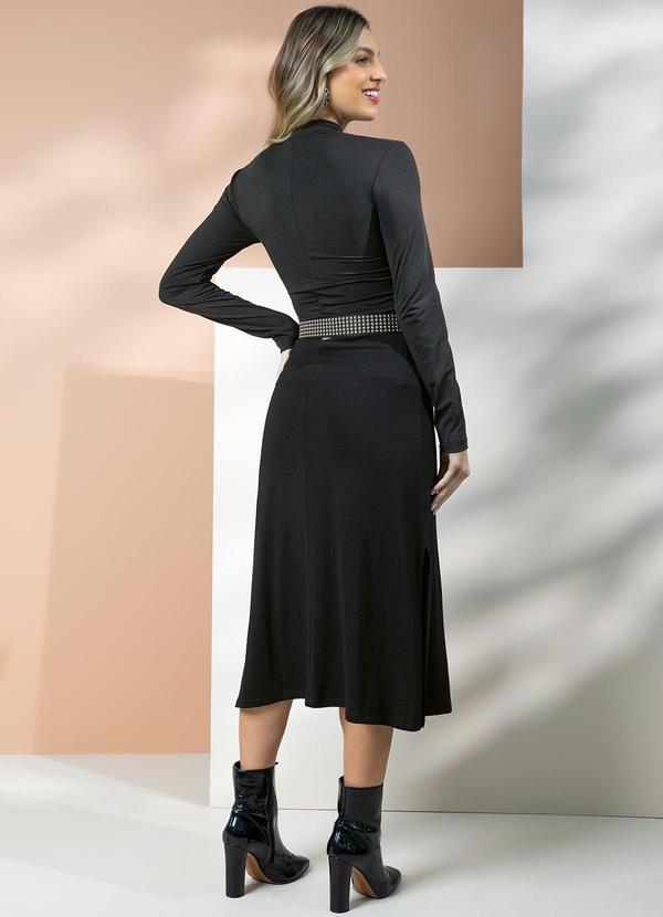 Quintess - Blusa Gola Alta Mangas Longas Preta 4