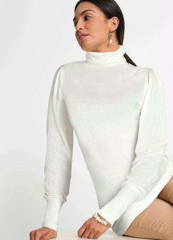 Queima Estoque - Blusa Gola Alta Off White 7