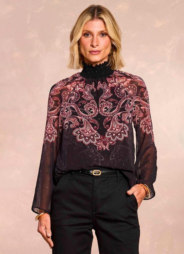Doce Trama - Blusa Jardim Boho em Plano Chiffon Preto