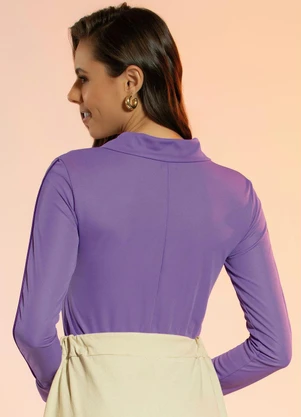 Rosalie - Blusa Lilás com Gola Laço - ROSALIE