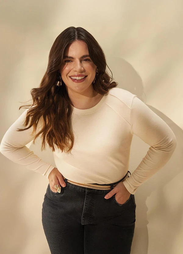 Marialícia - Blusa Longa Feminina Esmera Suedine Bege