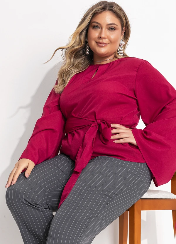 Quintess - Blusa Magenta em Crepe com Manga Flare e Faixa para Amarração 2