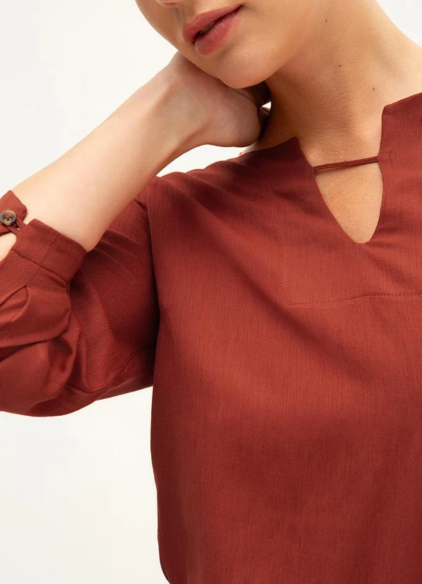 Principessa - Blusa Manga 7/8 em Viscose Terracota Fabrine 5