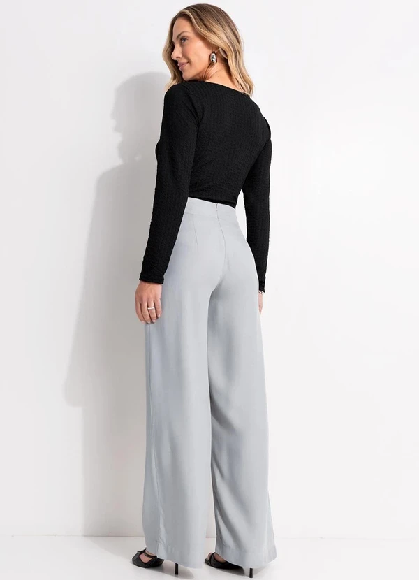 Quintess - Blusa Manga Longa Canelada Texturizada com Decote Redondo 8