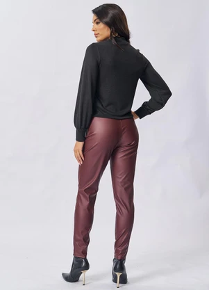 Doce Trama - Blusa Manga Longa em Tricot Preto - DOCE TRAMA