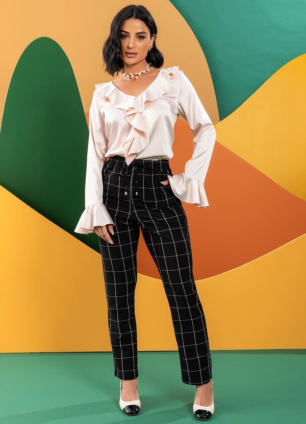 Quintess - Blusa Nude em Cetim