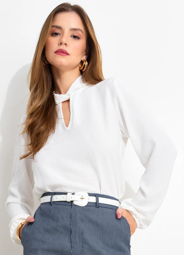 Blusa Off White em Crepe Plano Quintess - Main Image