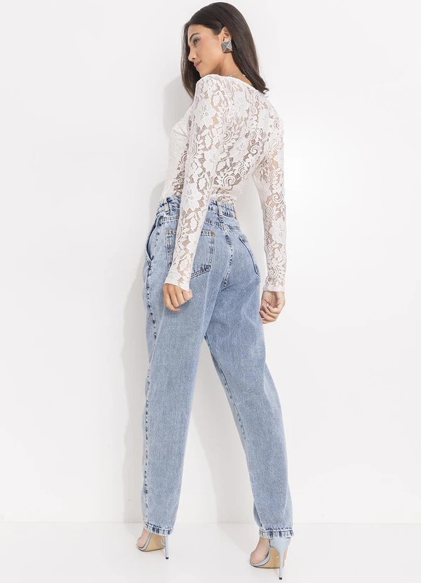 Quintess - Blusa de Renda Off White com Decote V e Manga Longa 6