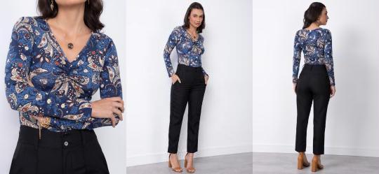 Blusa Paisley Azul com Decote Ajust�vel