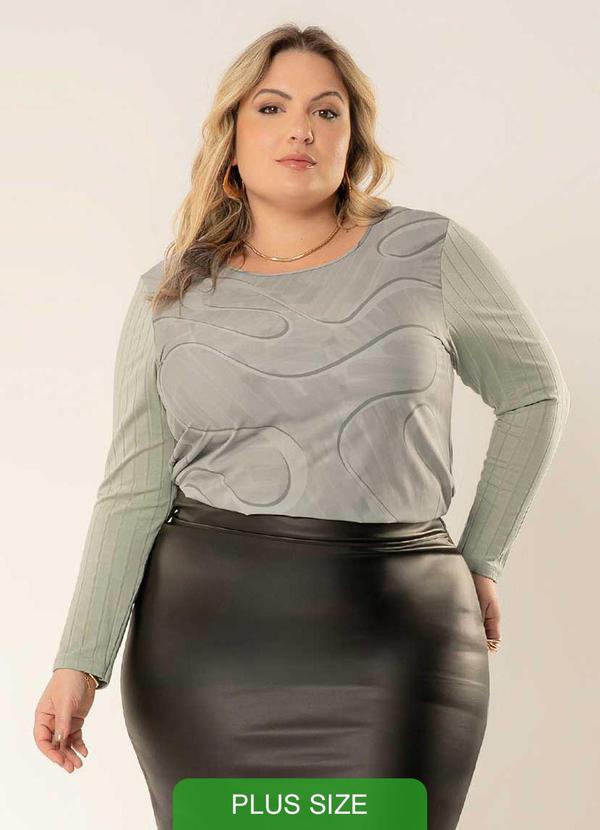 Cativa - Blusa Plus Size de Manga Comprida Verde