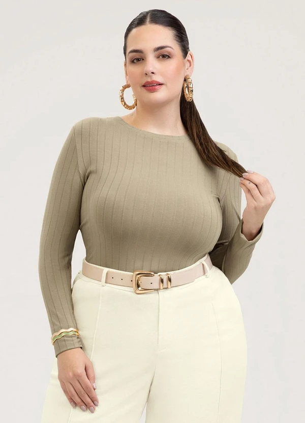 Cativa - Blusa Plus Size em Canelado Marrom Claro