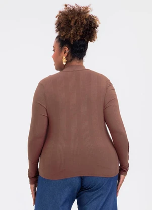 Cativa - Blusa Plus Size em Canelado Marrom - CATIVA