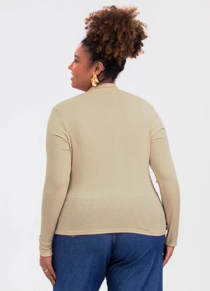Cativa - Blusa Plus Size em Canelado Marrom - CATIVA