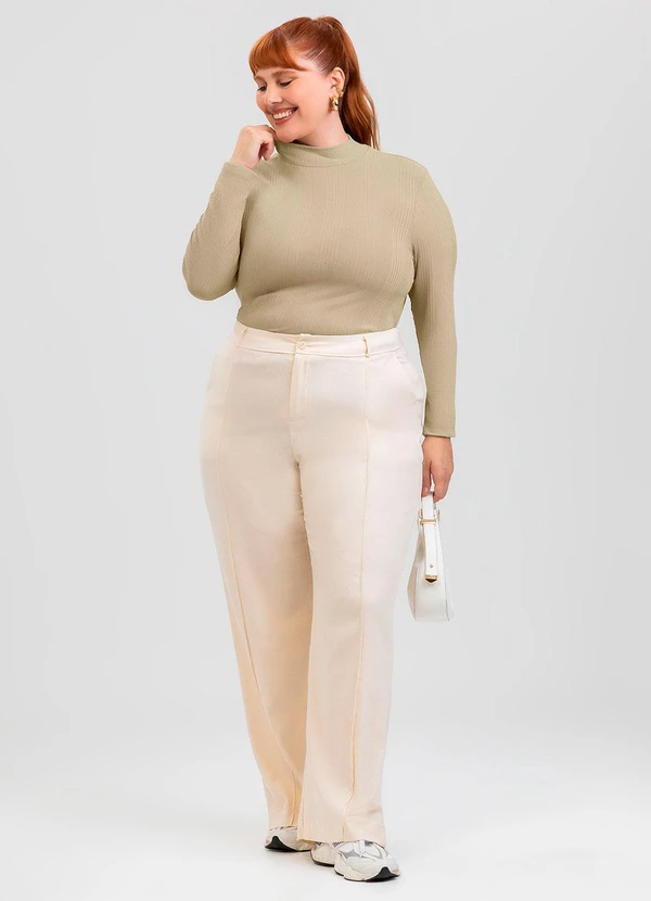 Cativa - Blusa Plus Size em Canelado Marrom 3