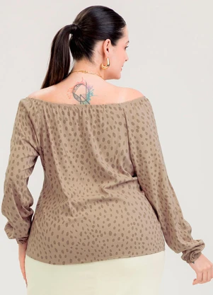 Cativa - Blusa Plus Size em Viscose  Marrom Claro - CATIVA