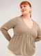 Cativa - Blusa Plus Size em Tecido Texturizado Preto - variação: Marrom Claro