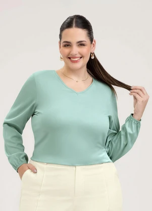 Cativa - Blusa Plus Size em Viscose Verde Claro - CATIVA