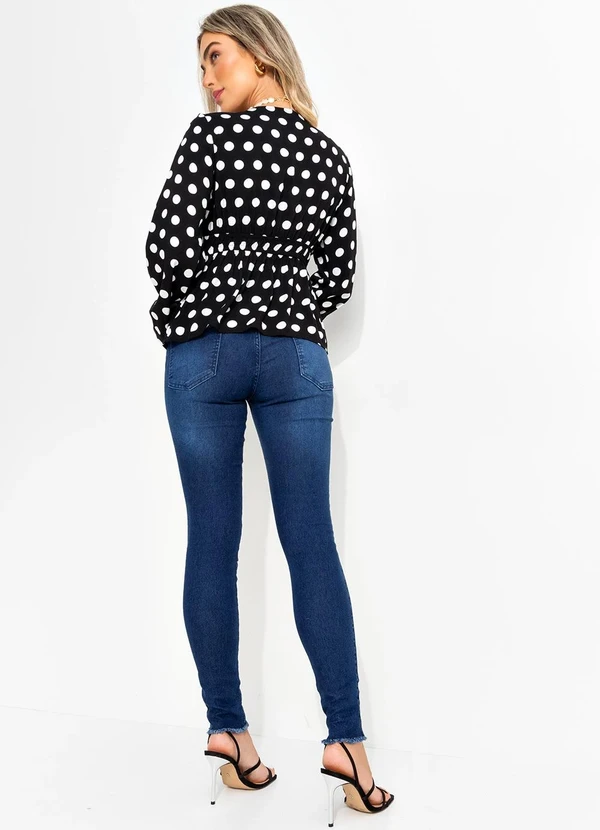 Quintess - Blusa Poá Preto em Viscose Plana 4