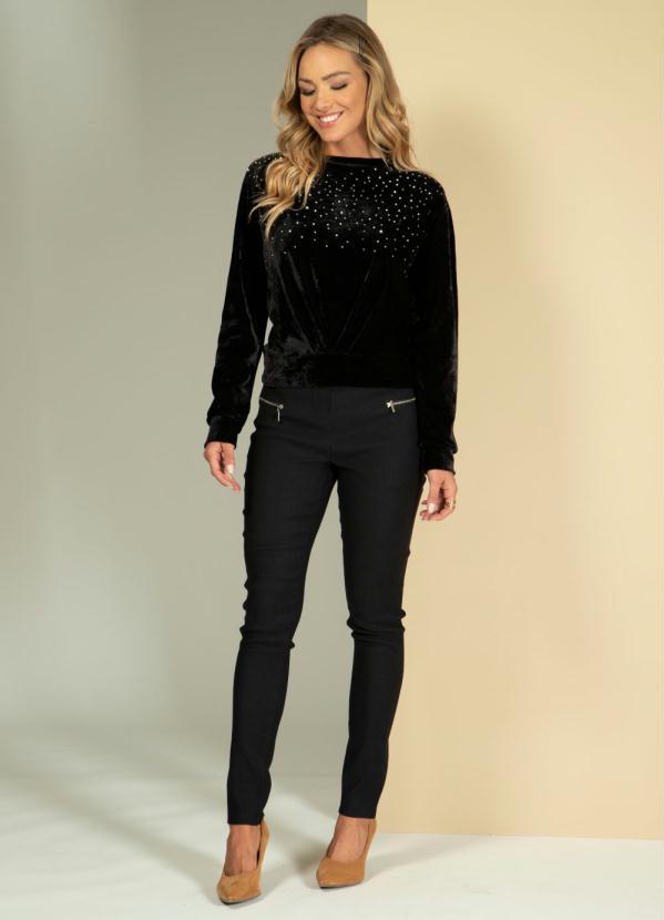 Quintess - Blusa Preta com Aplicação de Strass 3