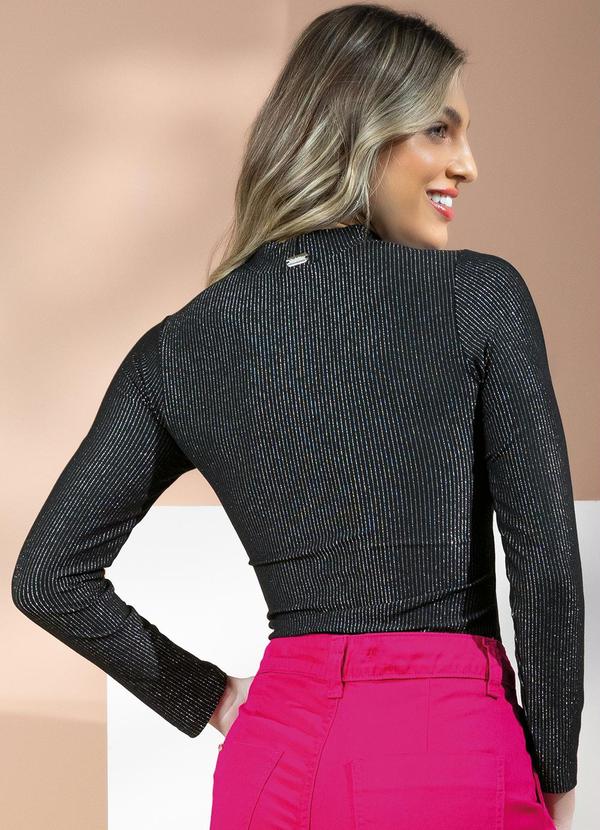 Quintess - Blusa Preta com Fio de Brilho 2