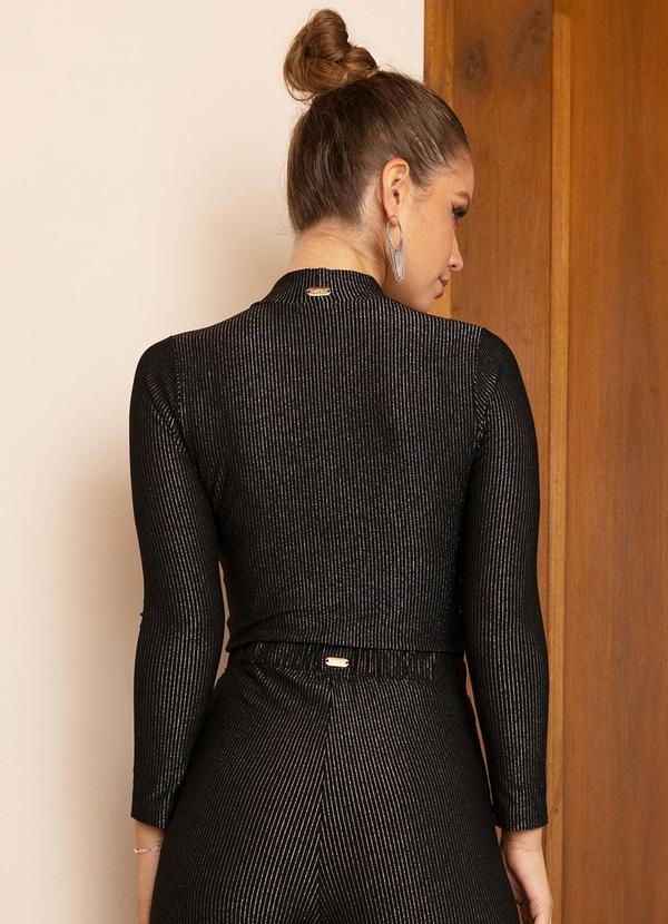 Quintess - Blusa Preta com Fio de Brilho 6