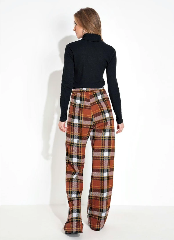 Moda Pop - Blusa Preta com Gola Alta e Manga Longa 10