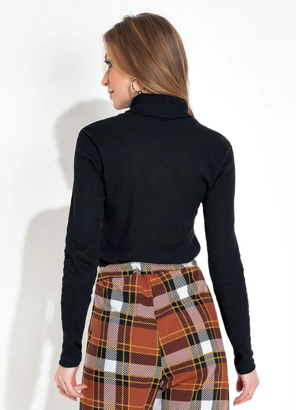 Moda Pop - Blusa Preta com Gola Alta e Manga Longa 8