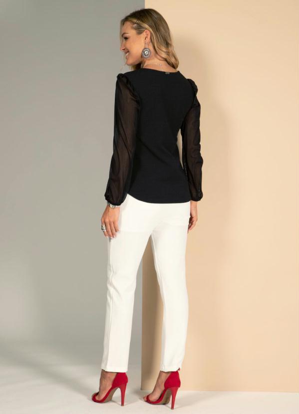 Quintess - Blusa Preta com Mangas com Transparência 4