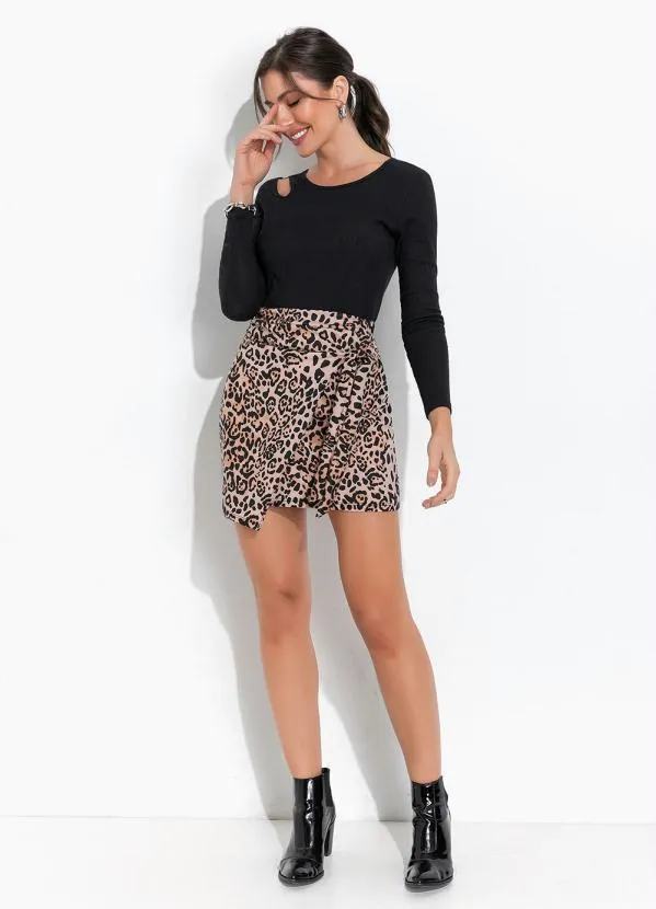 Moda Pop - Blusa Preta com Recorte Vazado 3