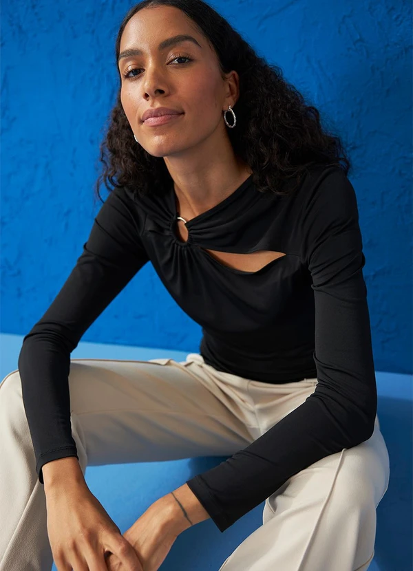 bonprix - Blusa Preta em Malha de Viscose 4