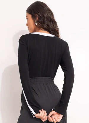 Quintess - Blusa Preta em Malha de Viscose - QUINTESS