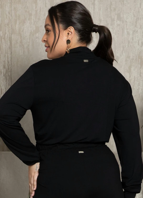 Quintess - Blusa Preta/Verde/Bege com Recortes e Gola Alta 12