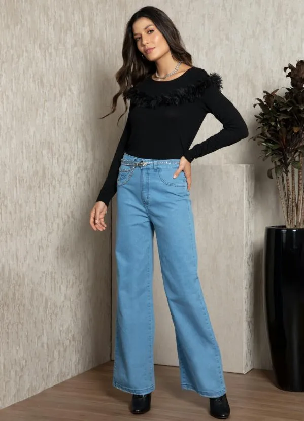 Quintess - Blusa Preto com Detalhe em Plumas Frontal 7