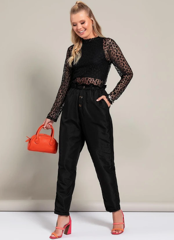 Moda Pop - Blusa Preto em Renda 3