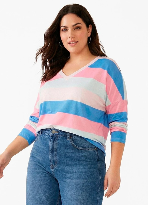 Quintess - Blusa Rosa em Malha Peluciada 5