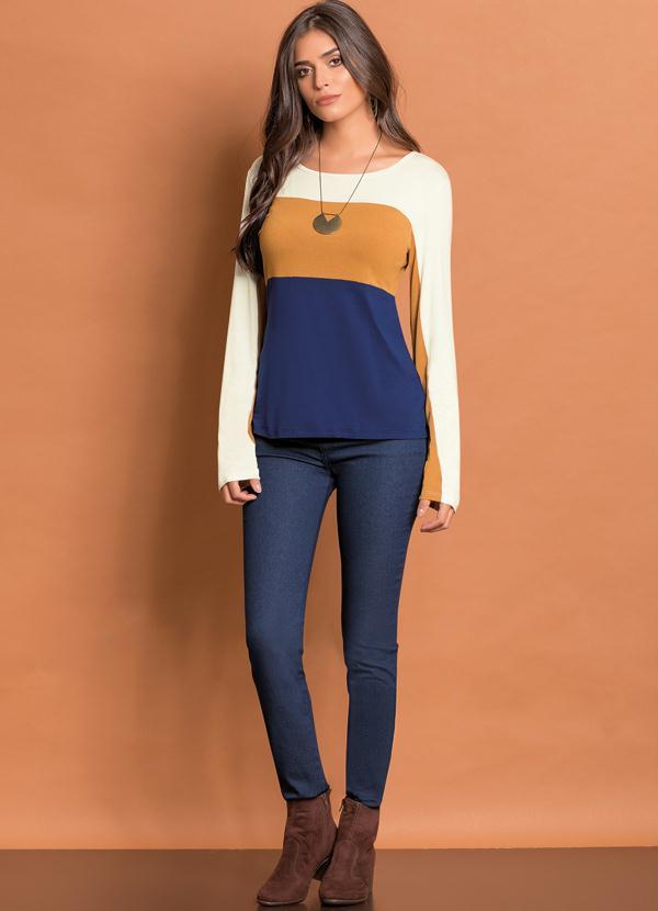 Quintess - Blusa Tricolor Caramelo com Recortes 3