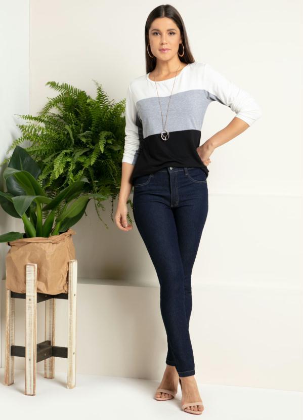 Quintess - Blusa Tricolor Mescla com Recortes 3
