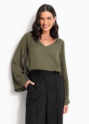 Blusa Verde Oliva em Crepe Plano
