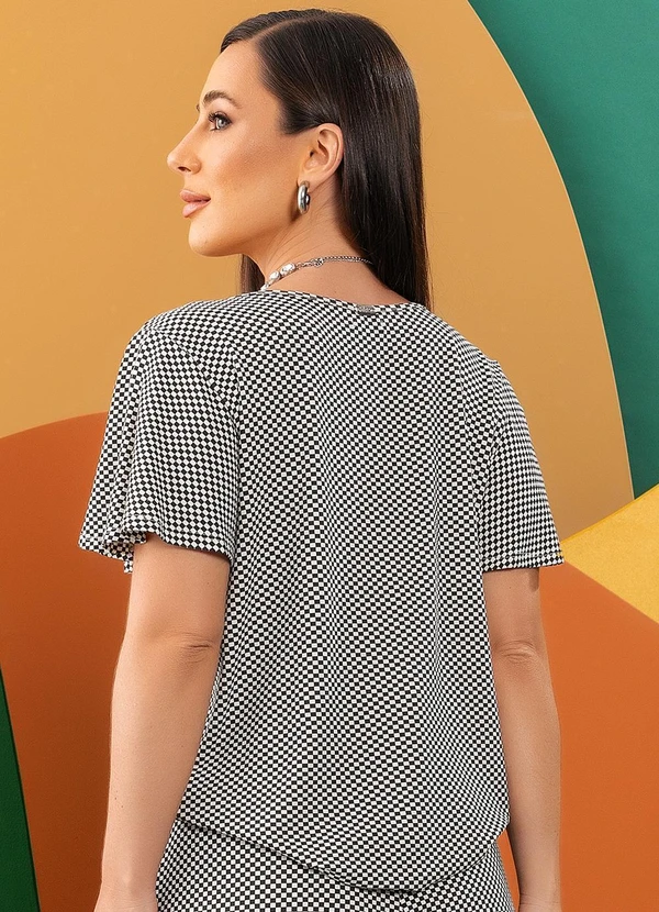 Quintess - Blusa Xadrez P&B em Malha de Viscose 6