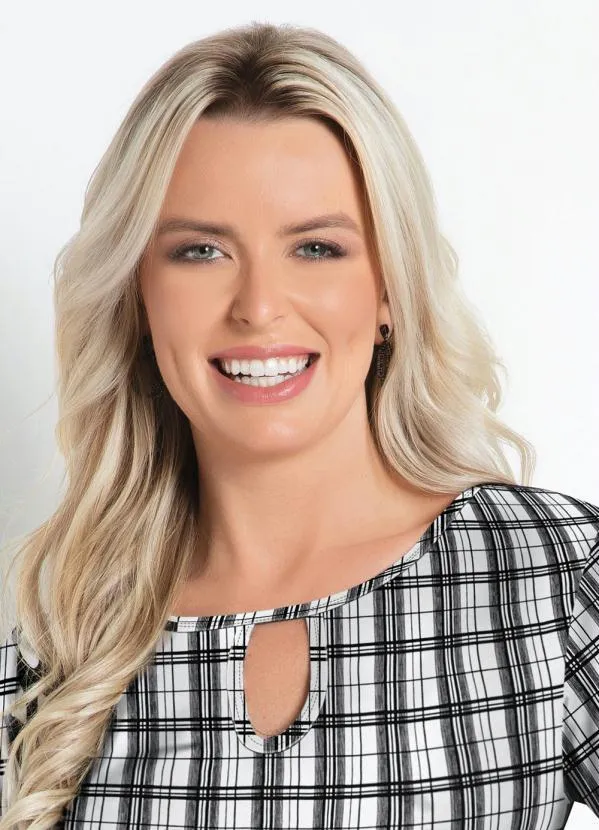 Moda Pop - Blusa Xadrez Preto com Gota no Decote Frente 3