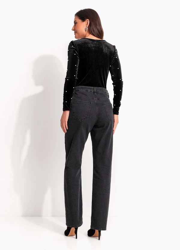 Quintess - Body Preto em Veludo 8