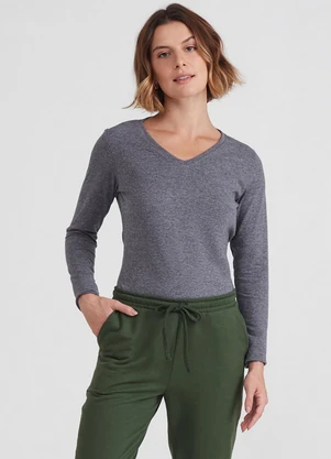 Basicamente - Camiseta Babylook Manga Longa Gola V - BASICAMENTE