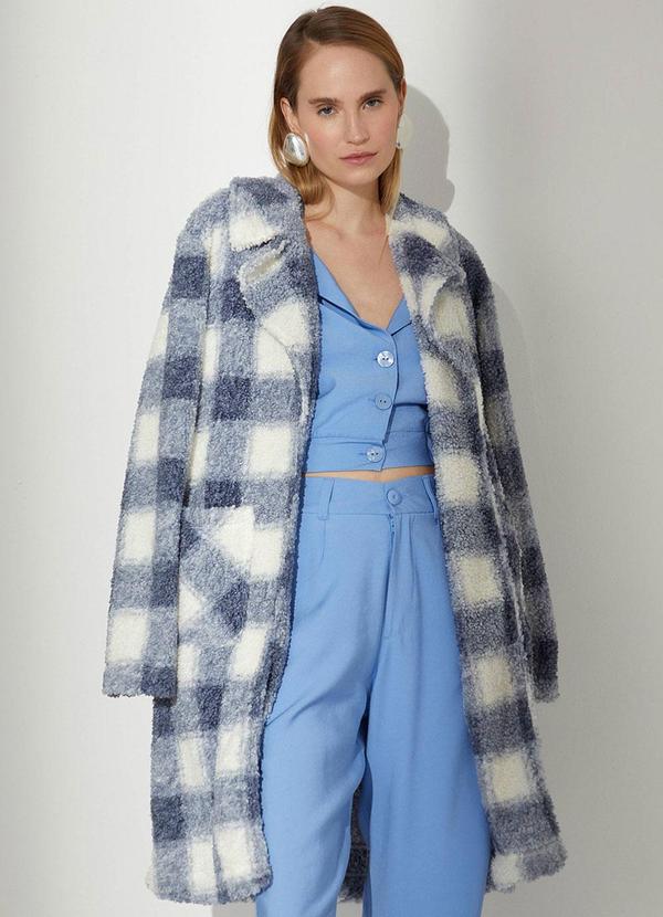 Linzzi - Casaco Alongado em Sherpa Xadrez Azul Claro