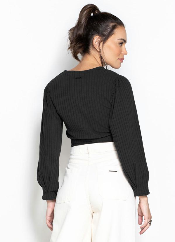Forum - Cropped Canelado Mangas Amplas Preta 2