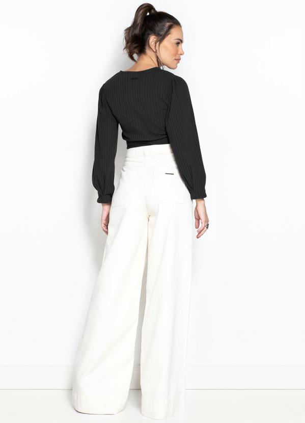 Forum - Cropped Canelado Mangas Amplas Preta 4