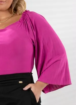 Quintess - Blusa com Manga Plissada Fúcsia - QUINTESS