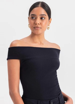 Essendi - Blusa Feminina Ombro a Ombro Preto - ESSENDI